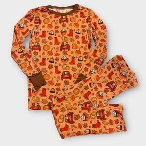 Kiki + Lulu (9/10) Good Things Come In Fall Packages Pajamas
